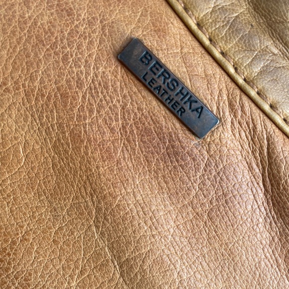 Leather jacket 🧥 - Picture 5 of 11